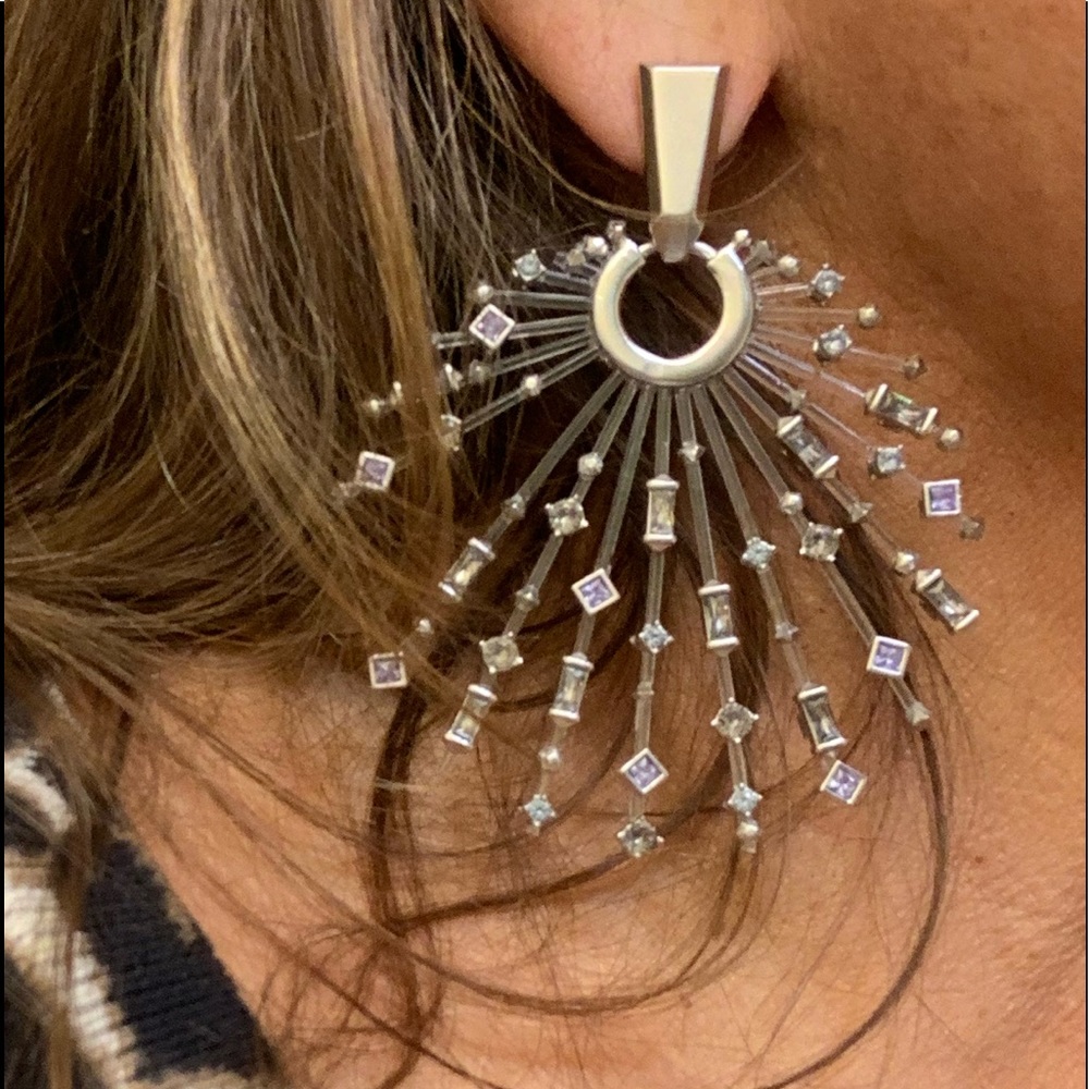 Kendra Scott lilac mist Illusion scattered earring